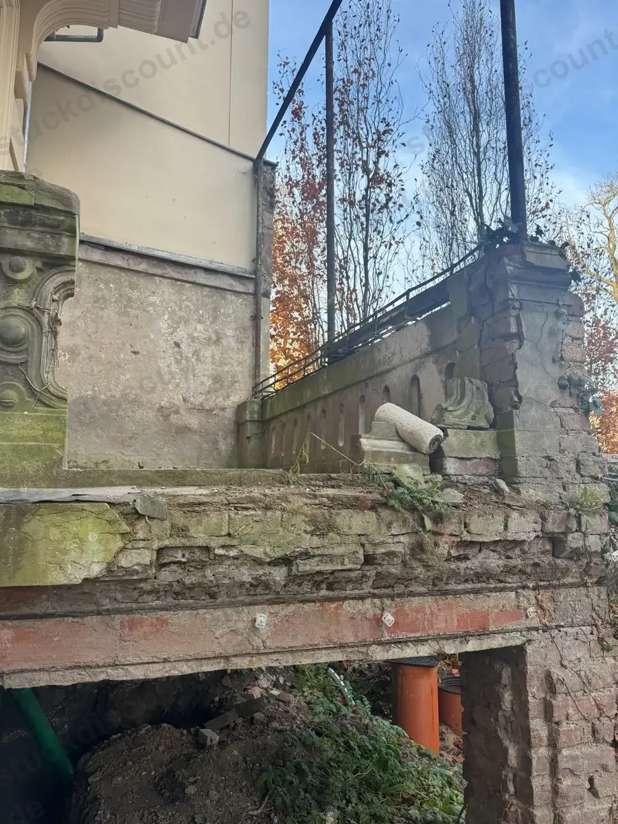 Historische Terrassensanierung in Potsdam – rekonstruierte Balustrade